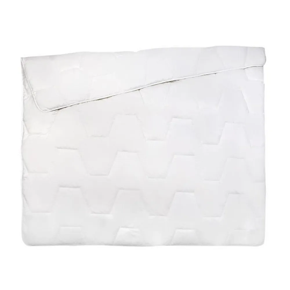 Abeil Couette légere NUAGE de DOUCEUR 200x200 cm blanc* Couette