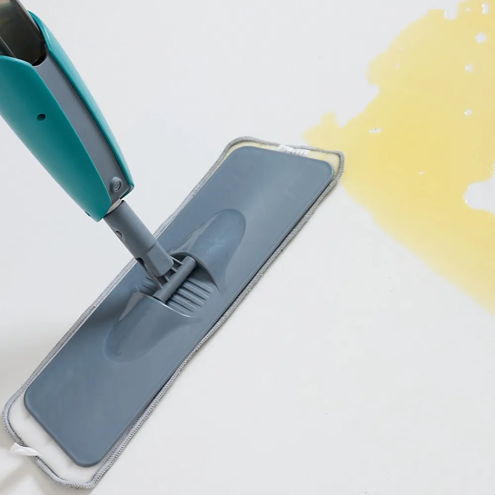 Balai serpillère microfibre avec vaporisateur gris et bleu L.124 x l.12 cm>GoodHome Discount