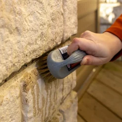 Brosse de bricolage économique><noscript><img width=