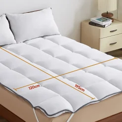 Casabel Surmatelas 120x195 cm 600gsm Extra Moelleux Microfibre Respirante Matelassage Confort 4 Elastiques d Angle* Surmatelas