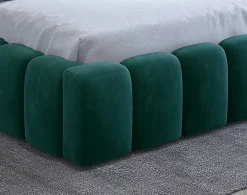Best Mobilier Cleo - lit coffre avec led - 140x200 cm - sommier inclus - en velours -* Lit Coffre