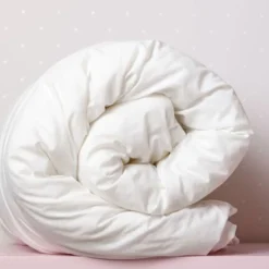 Housse De Rêve Couette blanche 220x240 cm toutes saisons 400 gr/m² Made in France* Couette