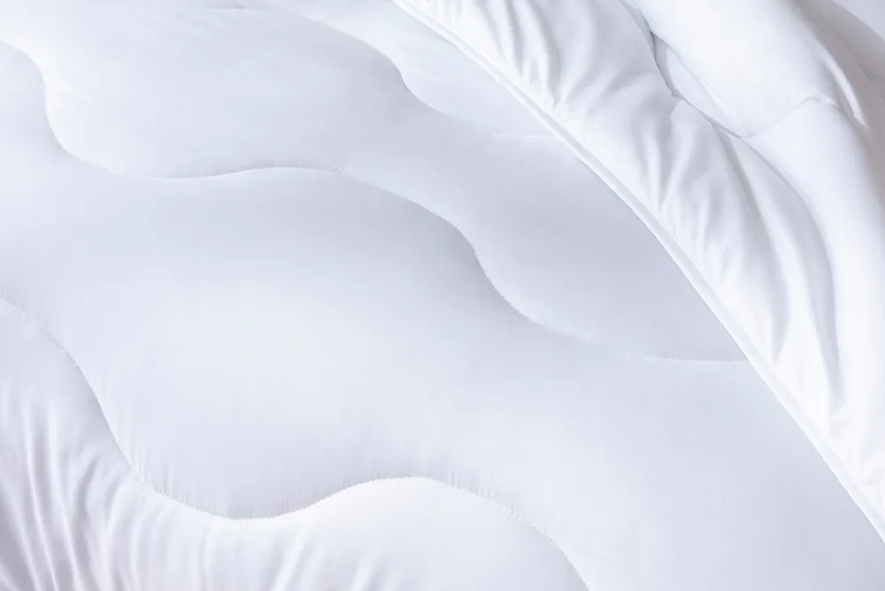 Couette chaude 240 x 260 cm polyester microfibre blanc 400g/m²>Abeil Outlet