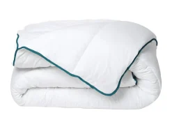 Couette chaude recyclée de DREAMEA en microfibre - 240 x 260 cm - 350 gr/ m² - Biais bleu - ROSA><noscript><img width=