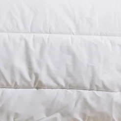 Couette Chaude 220x240cm ANTI-PUNAISES DE LIT><noscript><img width=