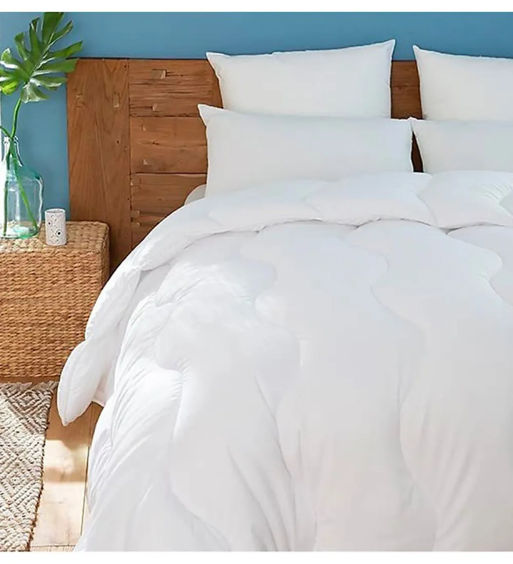 Couette de lit premium tempérée 350g blanc Aerelle soft flex Dimension - 200x200>Abeil Hot