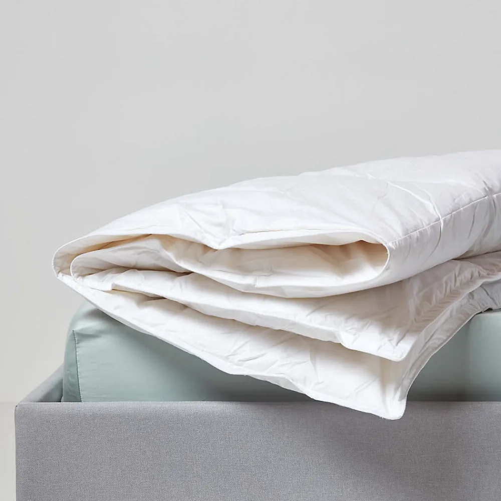 Couette de Luxe tempérée printemps/été en duvet de canard 9 Tog - 230 x 220 cm ->Homescapes Outlet