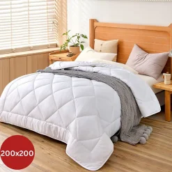 Couette en microfibre 200X200cm Blanche HG22067WD><noscript><img width=