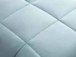 Vente-unique Couette enfant légère - 140 x 200 cm - 180g/m² - Fibre de soja toucher peau de pêche - Bleu - THERMO CONTROL* Couette