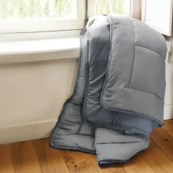 Couette hiver 260x240 cm COCOON BICOLORE Acier/Argent garnissage fibre polyester 400g/m2>Linnea Best