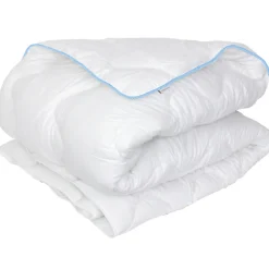 Couette hiver 140x200 cm HARMONIE garnissage fibre polyester 450g/m2>Linnea Outlet