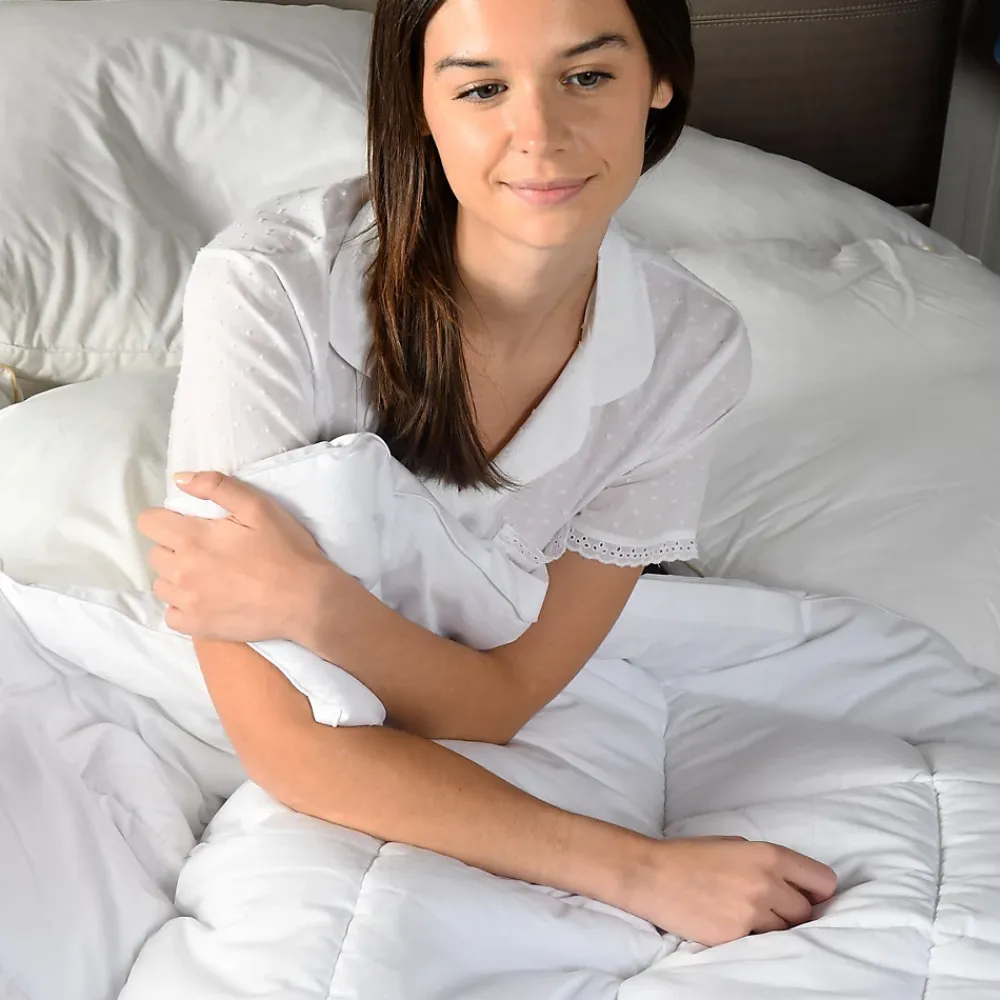 Sensei Maison Couette naturelle - Tempérée - 50% duvet 250 g/m² 260x240 cm AVORIAZ* Couette