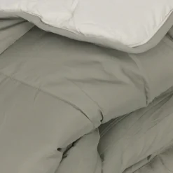 Couette été 260x240 cm COCOON BICOLORE Taupe/Lin garnissage fibre polyester 200g/m2><noscript><img width=