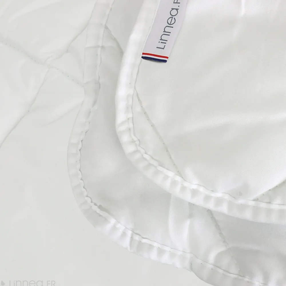 Couette été 140x200 cm COCOON garnissage fibre polyester 200g/m2>Linnea Outlet