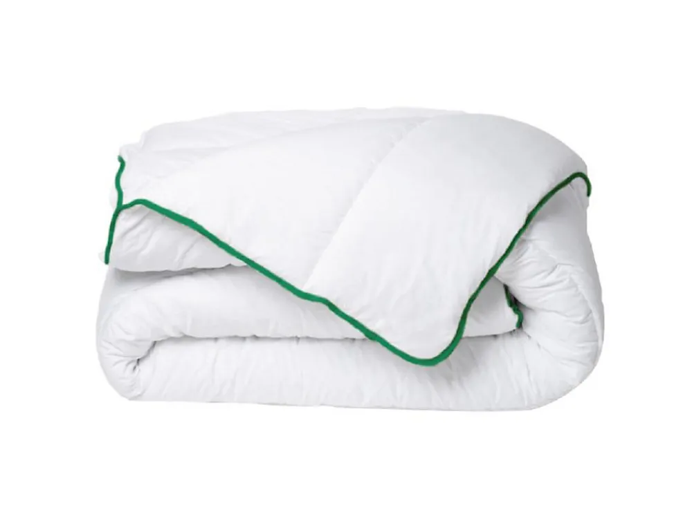 Couette tempérée traitement anti-acariens naturel de DREAMEA en microfibre - 140 x 200 cm - 300 gr/ m² - Biais vert - AZYLIA II>Vente-unique Sale