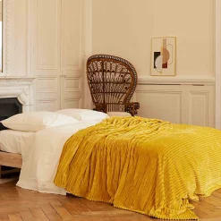 Couverture 100% polyester 240x260 cm microvelours DOLCE jaune miel>Linnea Outlet
