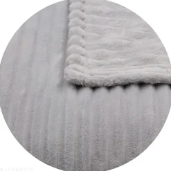Linnea Couverture 100% polyester 220x240 cm microvelours DOLCE gris perle* Couverture