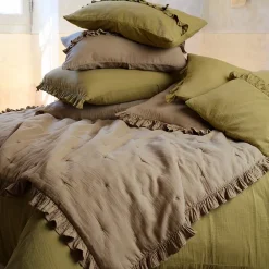 Linnea Couverture courtepointe en mousseline de coton 150x150 cm + 5 cm ELZA marron camel* Couverture