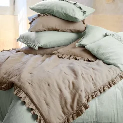 Couverture courtepointe en mousseline de coton 150x150 cm + 5 cm ELZA gris lichen><noscript><img width=