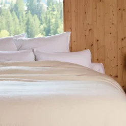 Linnea Couverture en laine mélangée 180x240 cm OSLOO beige naturel* Couverture