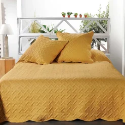 Linder Couverture molletonné surpiquage graphique (150x150 cm - Jaune)* Couverture