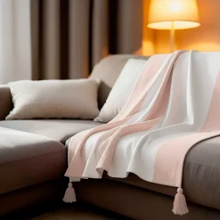 Sacasa Couverture plaid 100% coton rose pâle avec pompons 130x170cm SLAVANN -* Boutis, Couvre-Lit, Édredon