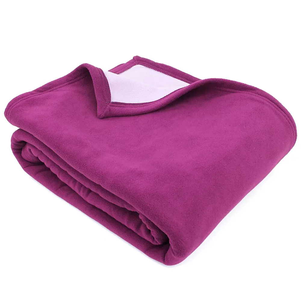 Linnea Couverture polaire luxe 180x220 cm 100% polyester 430g/m2 NARVIK Violet Prune* Couverture