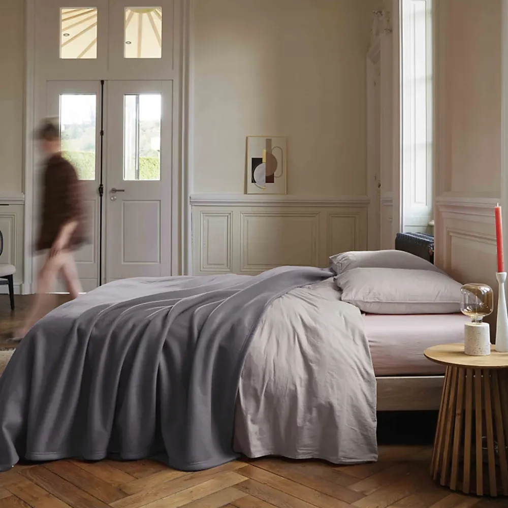 Linnea Couverture polaire 220x240 cm 100% Polyester 350g/m2 TEDDY Gris Acier* Couverture