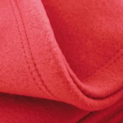 Linnea Couverture polaire 180x220 cm Isba Fraise 100% Polyester 320g/m2 non-feu* Couverture