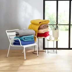 Linnea Couverture polaire 220x240 cm Isba gris Acier 100% Polyester 320g/m2 non-feu* Couverture