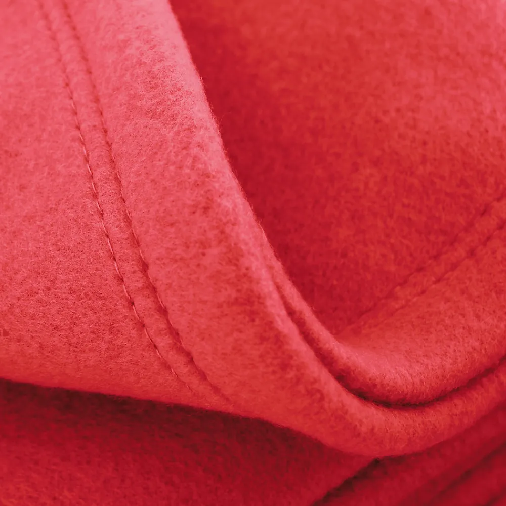 Couverture polaire 220x240 cm Isba Fraise 100% Polyester 320g/m2 non-feu>Linnea Outlet