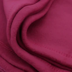 Linnea Couverture polaire 240x260 cm Isba violet Prune 100% Polyester 320g/m2 non-feu* Couverture