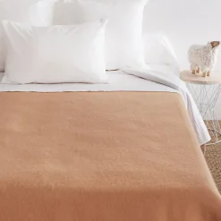 Linnea Couverture pure laine vierge Woolmark 500g/m² VOLTA 240x300 cm Marron Sable* Couverture