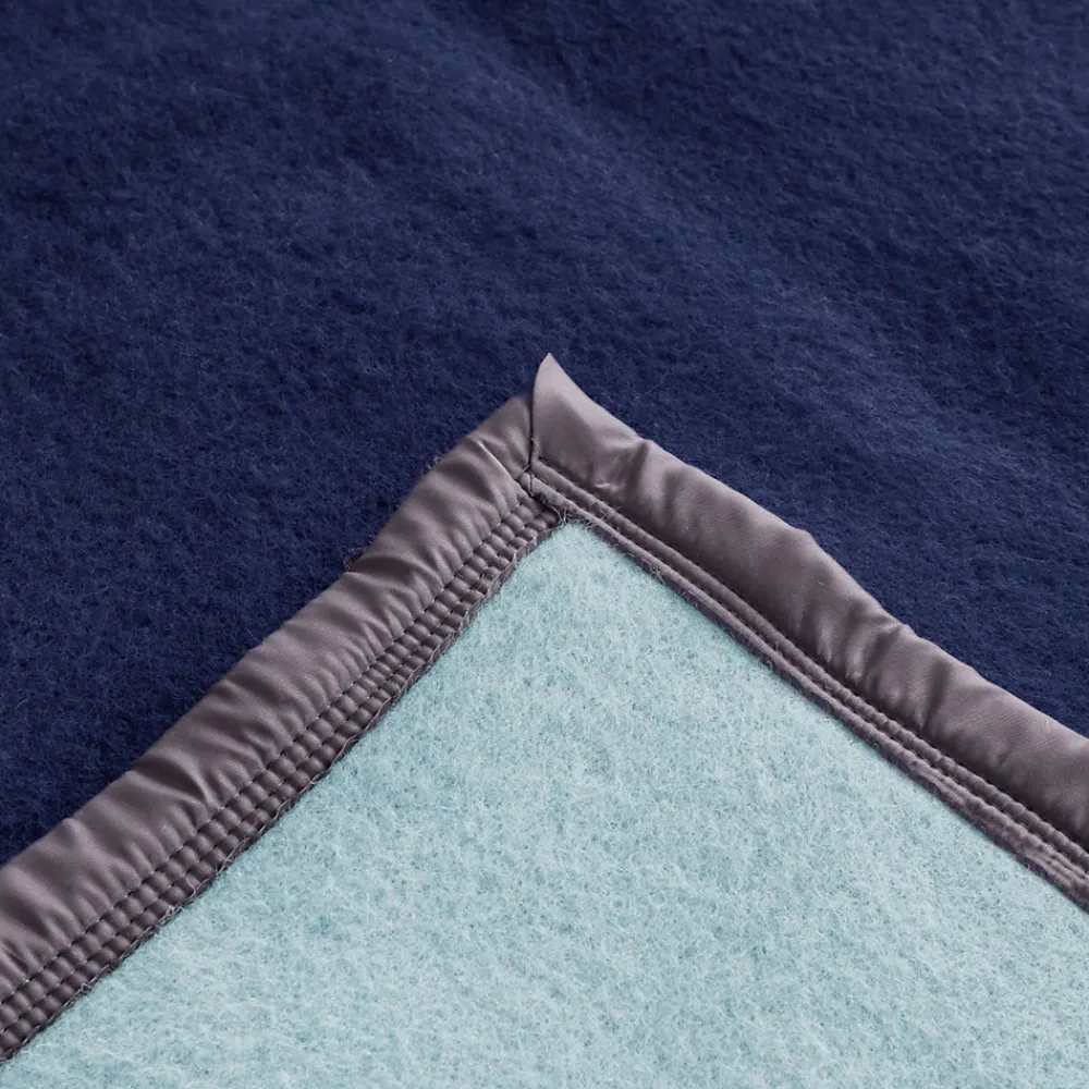 Couverture pure laine vierge Woolmark 500g/m² VOLTA 220x240 cm Bleu Marine/Myosotis>Linnea Hot