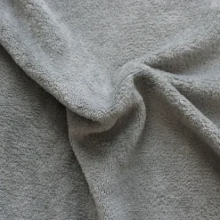 Home Maison Couverture unie en molleton (180x220 cm - Gris clair)* Couverture