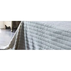 Couvre lit "Hermine" toutes dimensions - Neige - 230 x 260 cm pour lit 2 places "King Size">Vent Du Sud Outlet