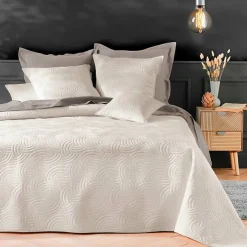 Douceur D'Intérieur Couvre-lit Velours Uni Solange 220 x 240 cm Naturel + 2 housses de coussins 60x60 cm* Boutis, Couvre-Lit, Édredon