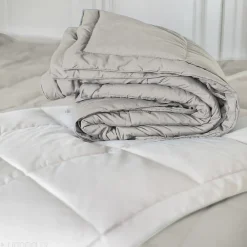Linnea Dessus de lit polyester microfibre 160x240 cm LAZY beige galet* Boutis, Couvre-Lit, Édredon