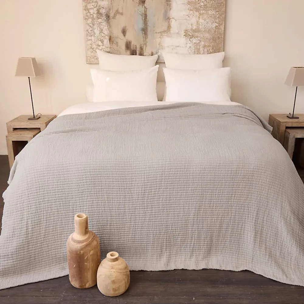 Linnea Dessus de lit 270x250 cm en coton lavé SEVILLE gris bronze* Boutis, Couvre-Lit, Édredon