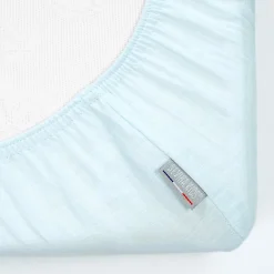 Drap housse en gaze de coton à carreaux><noscript><img width=