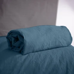 Drap housse uni 160x200 cm MILA 100% polyester micro lavée bleu nuit><noscript><img width=