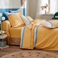 Tradilinge Drap plat en percale avec galon géométrique (280x325 cm - Jaune)* Drap Plat