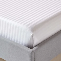 Drap plat satin rayé en coton égyptien 330 fils blanc, 240x275 cm ->Homescapes Online