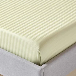 Drap plat satin rayé en coton égyptien 330 fils vert sauge, 270x300 cm ->Homescapes Outlet