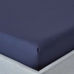 Drap-housse uni 140 x 190 cm 100 % coton égyptien 200 fils coloris bleu marine ->Homescapes Online