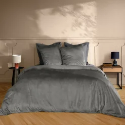 Douceur D'Intérieur Housse de Couette 240 x 220 cm Velours Uni Velina Anthracite + 2 Taies* Parure De Lit
