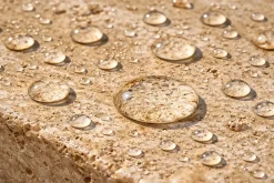Protect stone Hydrofuge Travertin & Terrasse - Imperméabilisant Oléofuge Pierre Naturelle, Béton Protection Longue Durée Int/Ext 1L (20m²)* Nettoyant Et Entretien Pour Sol