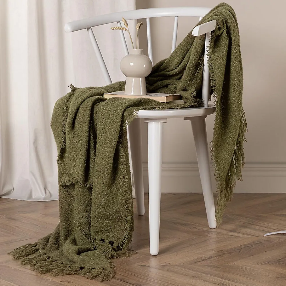 Jeté de canapé en polyester avec pampilles Stanly 170x130 cm Vert>Venture Home Online