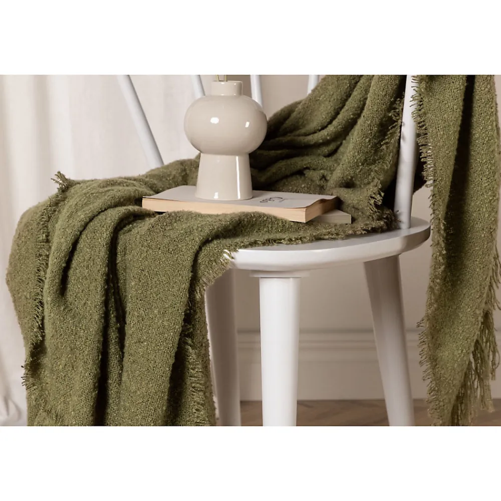 Jeté de canapé en polyester avec pampilles Stanly 170x130 cm Vert>Venture Home Online