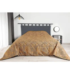 Jeté de lit aux feuilles stylisées (240x260 cm - Cuivre)>Linder Best